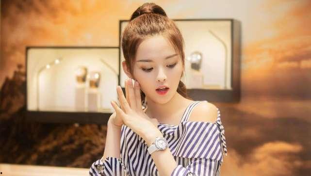 娱乐吃瓜少女圈百度云,百度云带你领略娱乐圈幕后风云